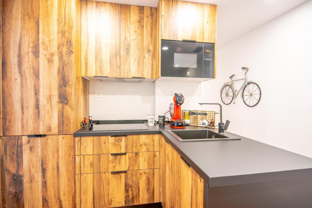 Expoholidays-Apartamentos Almeria Centro Parking Gratis Buitenkant foto