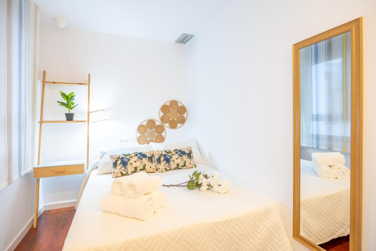 Expoholidays-Apartamentos Almeria Centro Parking Gratis Buitenkant foto