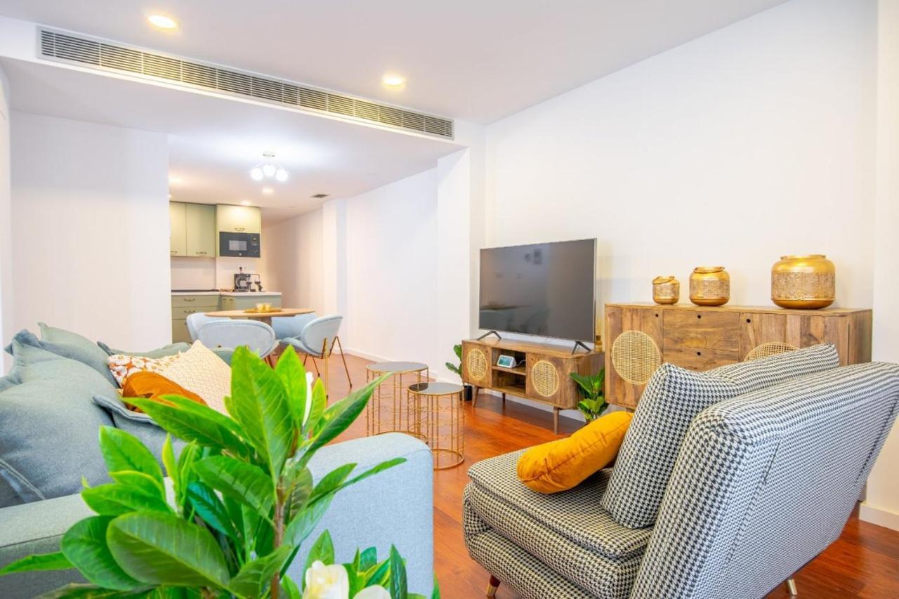 Expoholidays-Apartamentos Almeria Centro Parking Gratis Buitenkant foto
