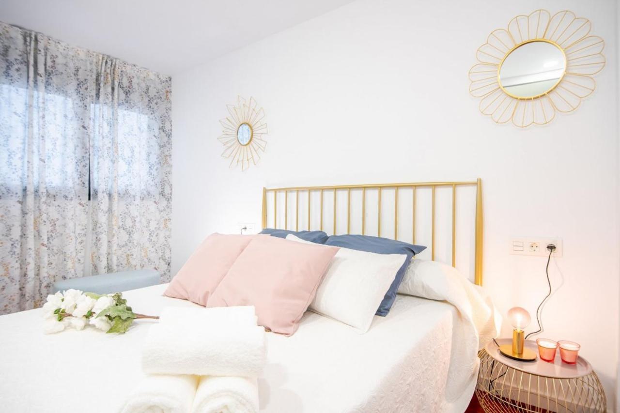 Expoholidays-Apartamentos Almeria Centro Parking Gratis Buitenkant foto